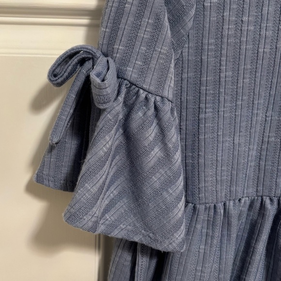 Rare Editions Blue Girls Dress Size 5 – Flutter Sleeves, Lace Hem, Knit Texture - Picture 2 of 6